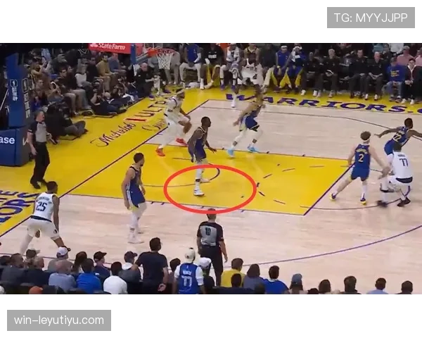 防守三秒规则在NBA判罚中的应用场景与判定标准详解 防守三秒规则在NBA判罚中的应用场景与判定标准详解